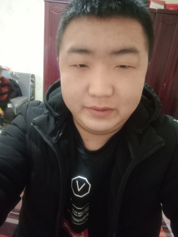 坦荡荡的第一张照片--邢台中老年相亲网